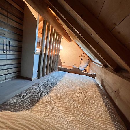 Gite Roche Des Ducs Avec Piscine Toute L'Annee, Spa, Sauna, Hammam Rochesson Exteriör bild