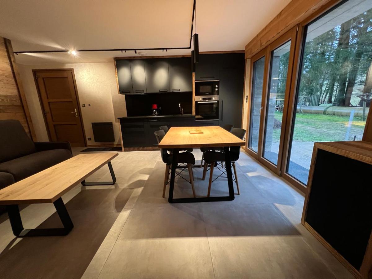Gite Roche Des Ducs Avec Piscine Toute L'Annee, Spa, Sauna, Hammam Rochesson Exteriör bild
