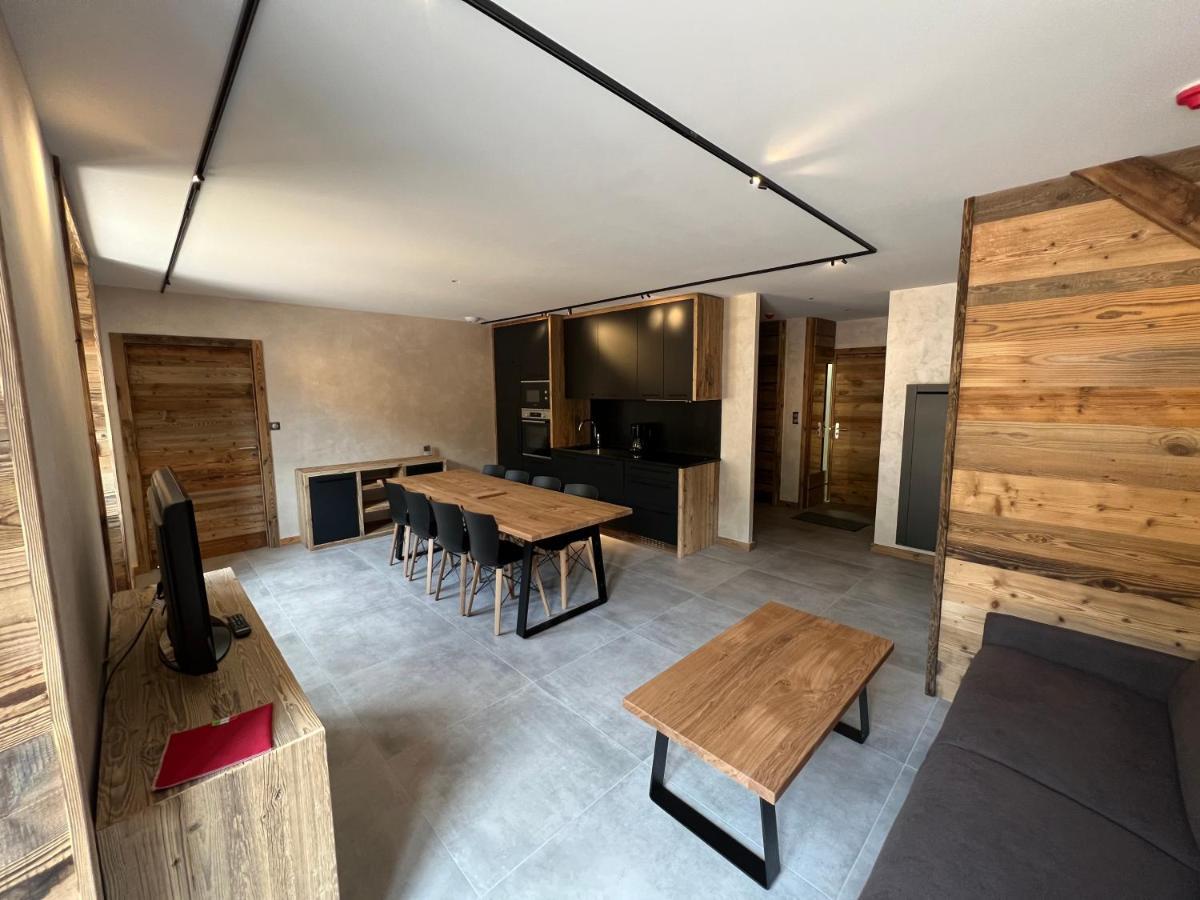 Gite Roche Des Ducs Avec Piscine Toute L'Annee, Spa, Sauna, Hammam Rochesson Exteriör bild