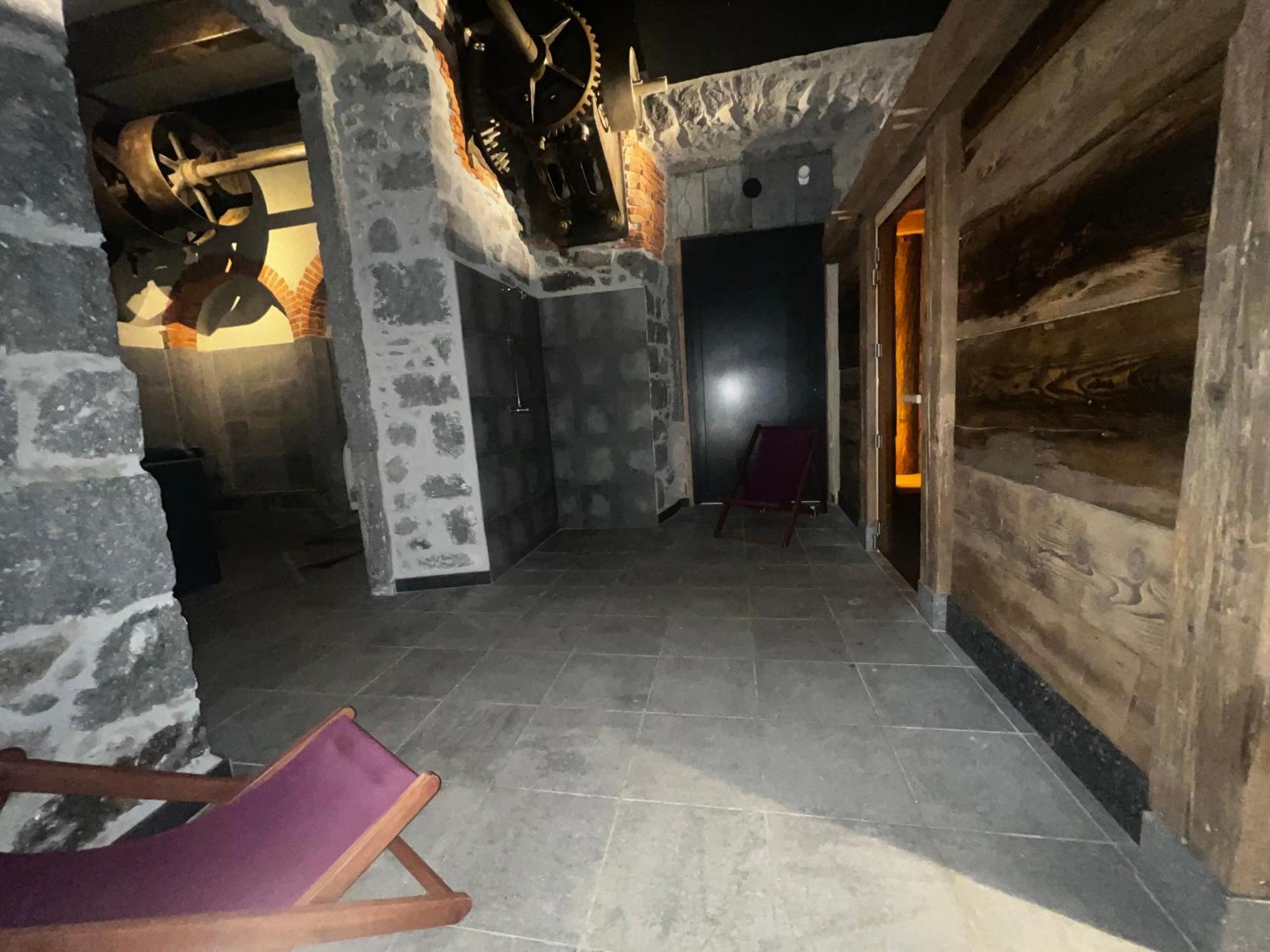 Gite Roche Des Ducs Avec Piscine Toute L'Annee, Spa, Sauna, Hammam Rochesson Exteriör bild