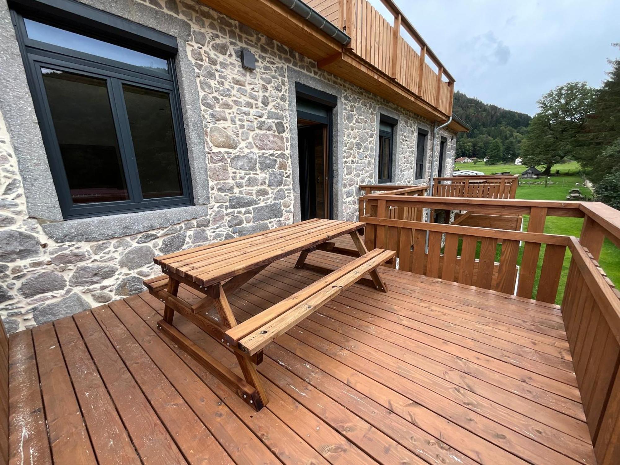 Gite Roche Des Ducs Avec Piscine Toute L'Annee, Spa, Sauna, Hammam Rochesson Exteriör bild