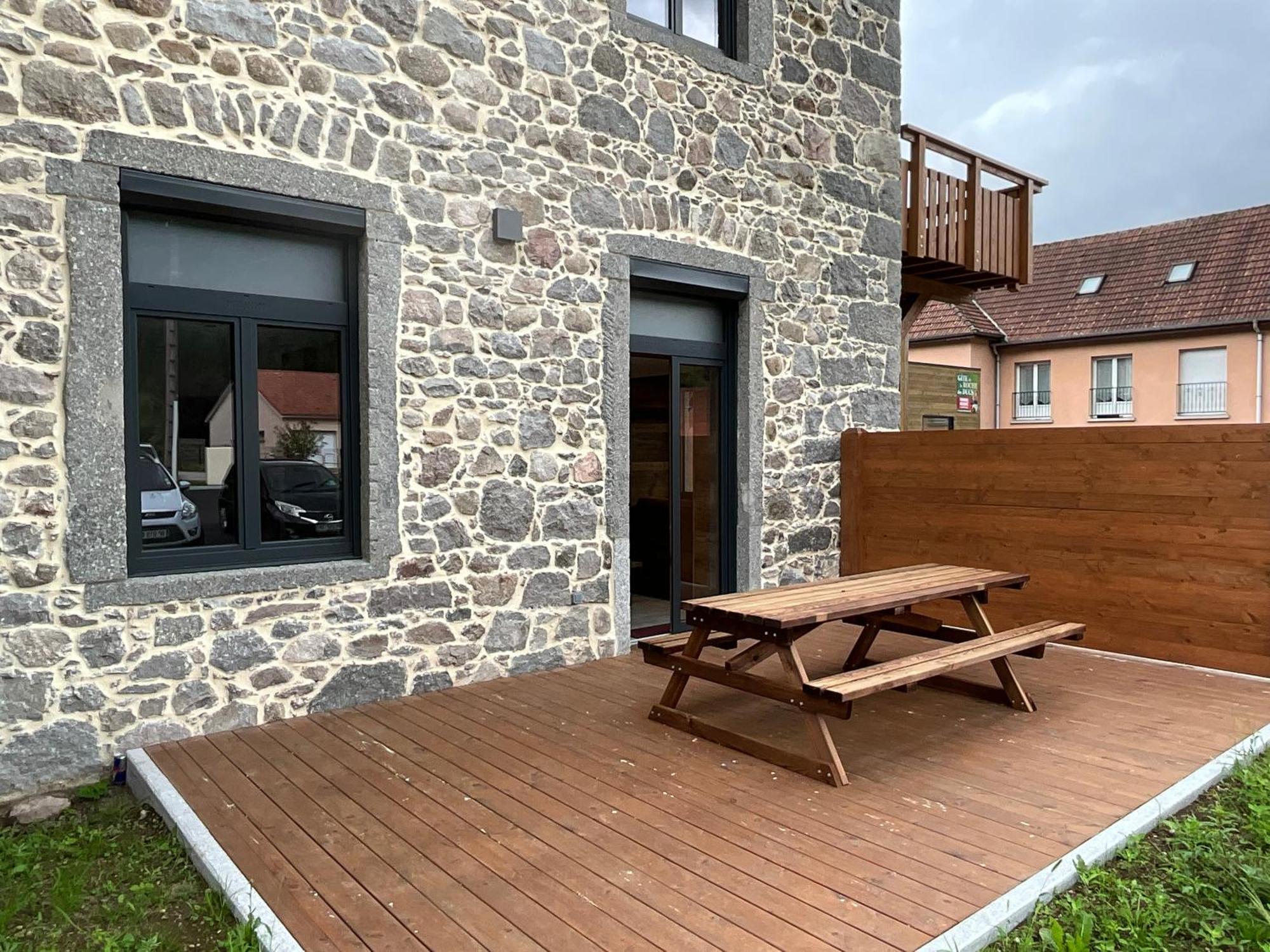 Gite Roche Des Ducs Avec Piscine Toute L'Annee, Spa, Sauna, Hammam Rochesson Exteriör bild