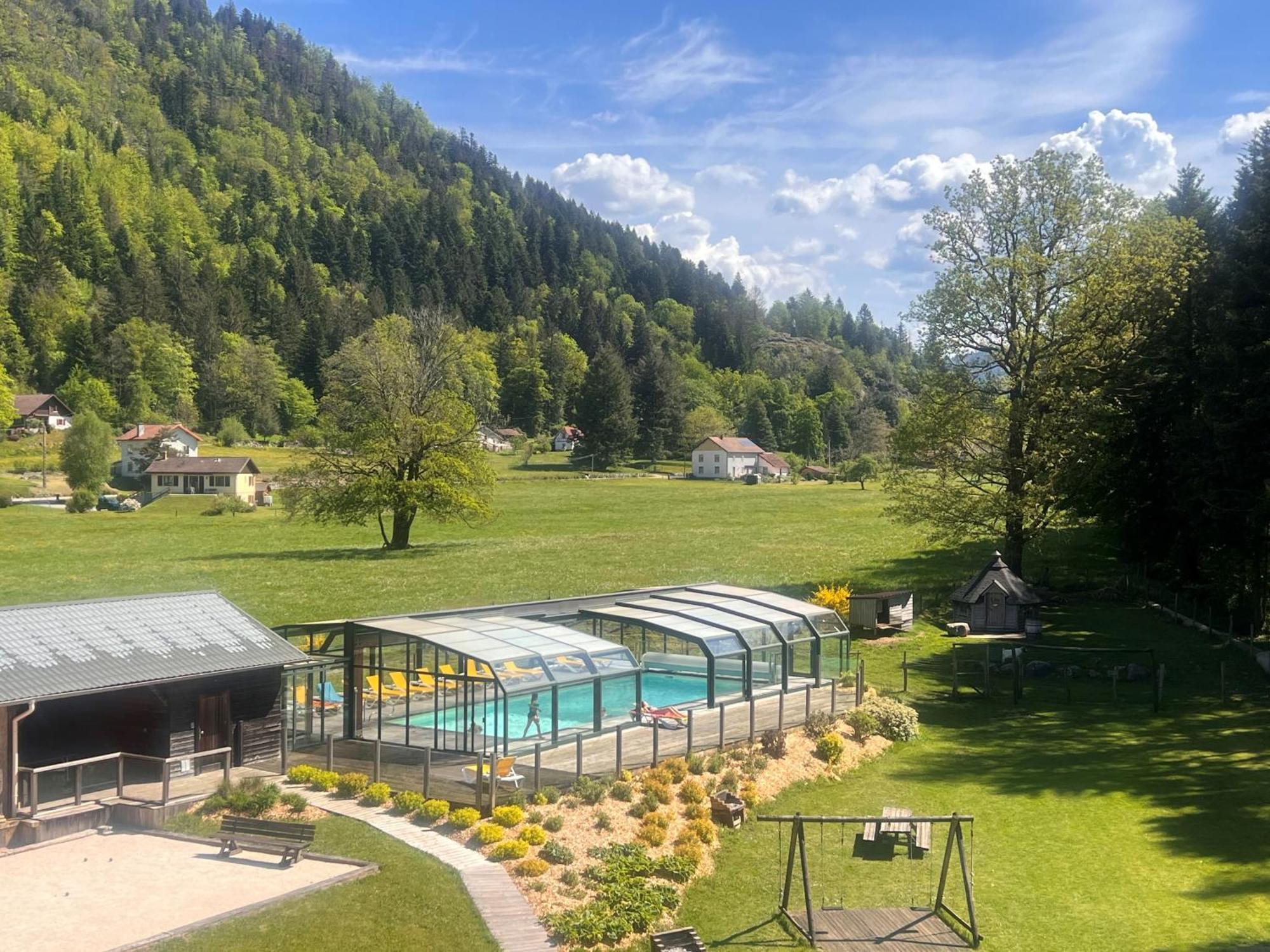Gite Roche Des Ducs Avec Piscine Toute L'Annee, Spa, Sauna, Hammam Rochesson Exteriör bild